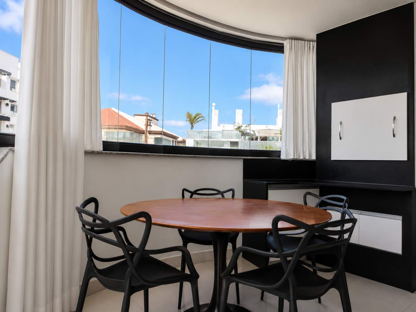 Apartamento, 2 quartos, 100 m² - Foto 1