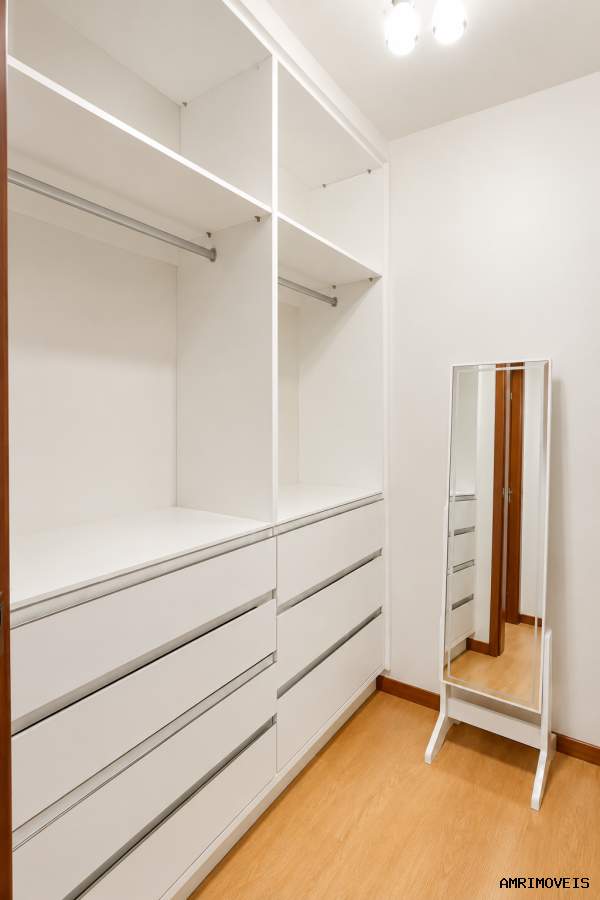 Apartamento, 4 quartos, 234 m² - Foto 12